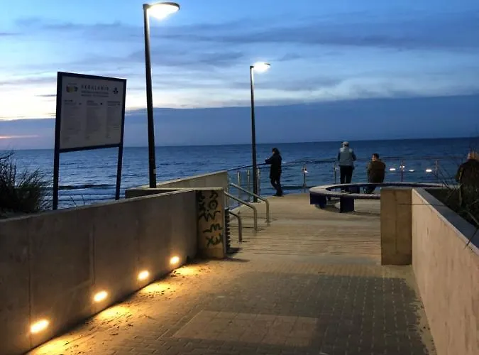 לינה וארוחת בוקר Rasmus 4*